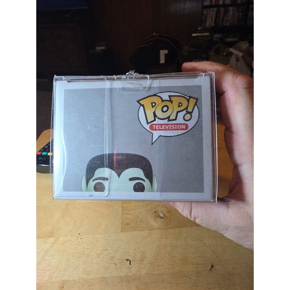 Butch Patrick Signed Eddie Funko POP The Munsters Autograph - Picture 5 of 6